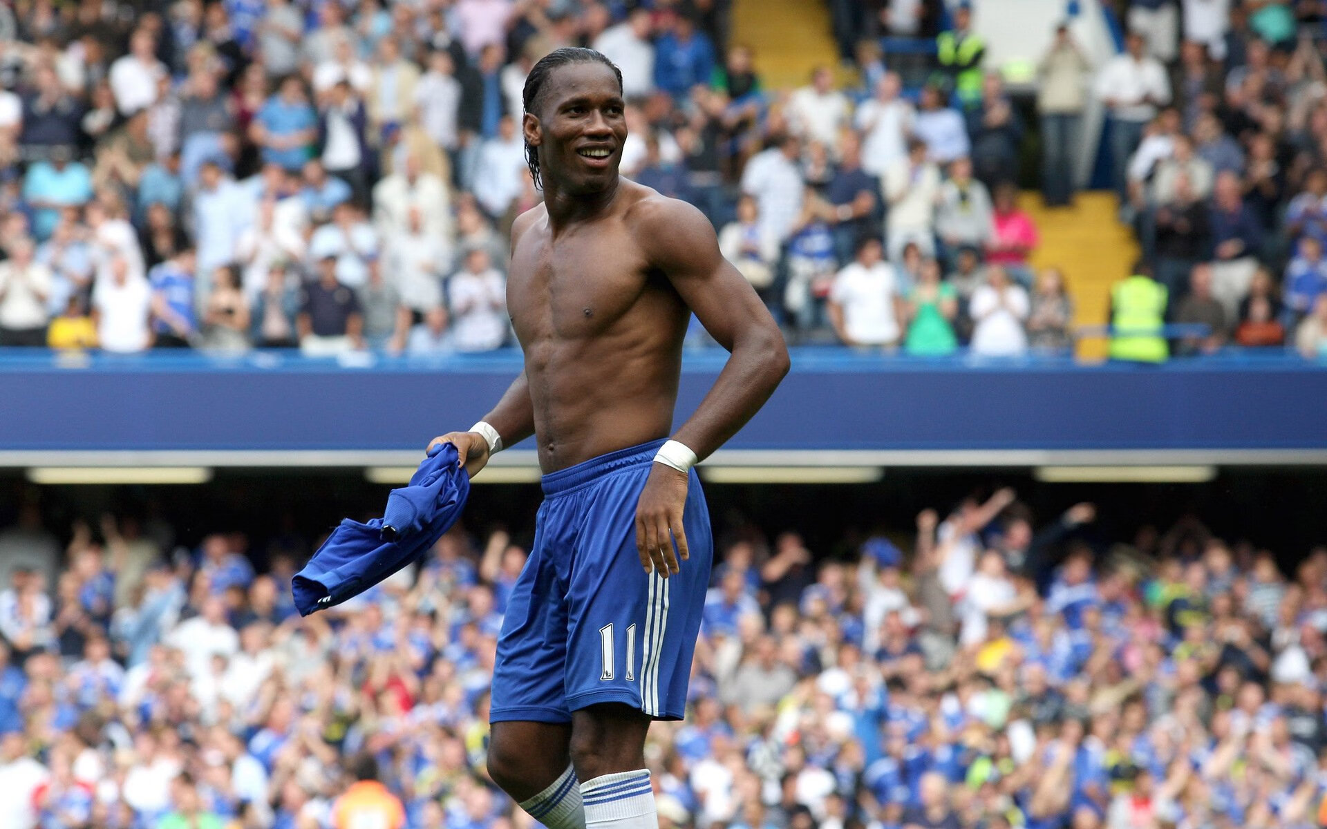 开云体育中国-范戴克带队取胜，哥斯达黎加终结阿尔及利亚的背后，是足球小国的生存革命  第2张