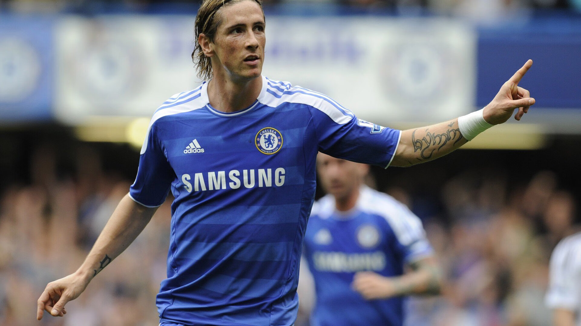 开云平台-欧冠半决赛之夜，保罗攻防两端统治，铸就不朽传奇  第2张